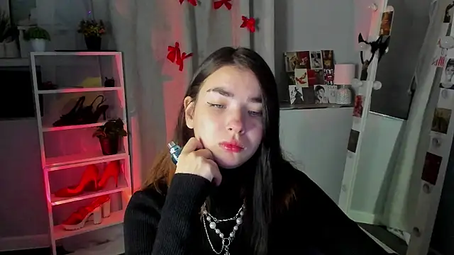 Marissa Garcia online show from September 8, 2025, 6:18 pm