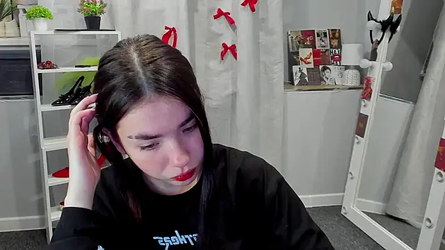 Marissa Garcia online show from September 9, 2025, 6:18 pm