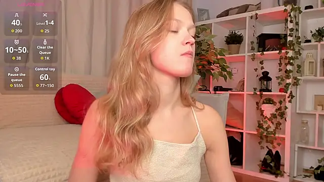 Snapshot of Kara_smalltits chatting on January 19, 2026, 11:36 am Kara smalltits online show from January 19, 2026, 11:36 am