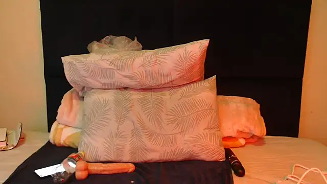 Diva-Lolah online show from November 2, 2025, 8:00 pm