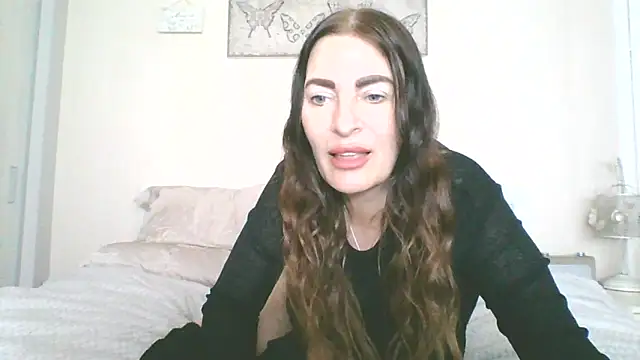 Snapshot of EllaKent chatting on May 19, 2026, 2:34 pm EllaKent online show from May 19, 2026, 2:34 pm