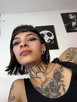 Snapshot of aa_lunit chatting on September 19, 2025, 1:18 am aa lunit online show from September 19, 2025, 1:18 am