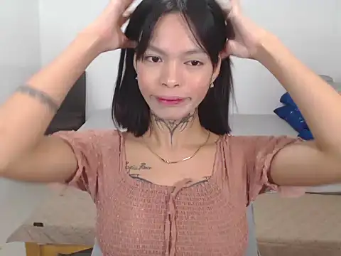 Sugarcandyyy online show from January 11, 2026, 4:34 pm