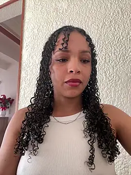 Snapshot of Yasmin777_ chatting on February 26, 2026, 7:13 pm Yasmin777 online show from February 26, 2026, 7:13 pm