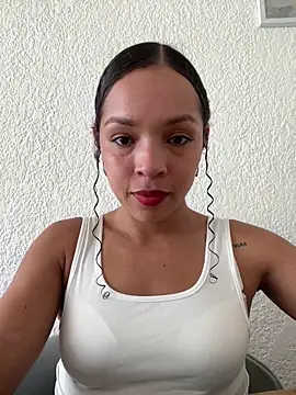 Snapshot of Yasmin777_ chatting on March 10, 2026, 6:46 pm Yasmin777 online show from March 10, 2026, 6:46 pm