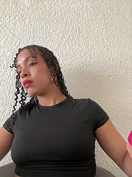 Snapshot of Yasmin777_ chatting on March 12, 2026, 5:52 pm Yasmin777 online show from March 12, 2026, 5:52 pm