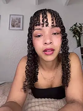Yasmin777  online show from June 10, 2026, 6:07 pm