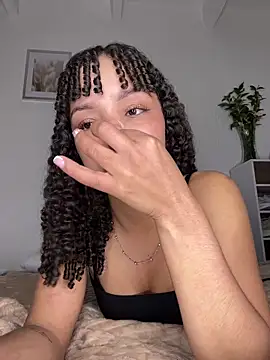 Yasmin777  online show from June 11, 2026, 1:16 am