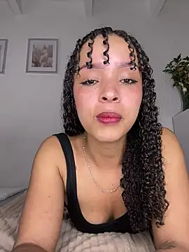 Yasmin777  online show from June 15, 2026, 9:17 pm