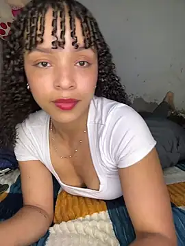 Snapshot of Yasmin777_ chatting on July 3, 2026, 12:17 am Yasmin777 online show from July 3, 2026, 12:17 am