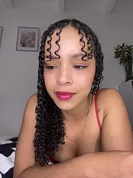 Snapshot of Yasmin777_ chatting on July 19, 2026, 9:51 pm Yasmin777 online show from July 19, 2026, 9:51 pm