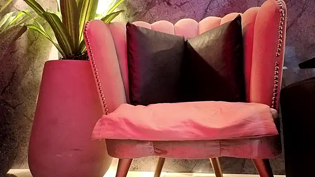 Anxelica Macondo  online show from January 19, 2026, 1:26 pm