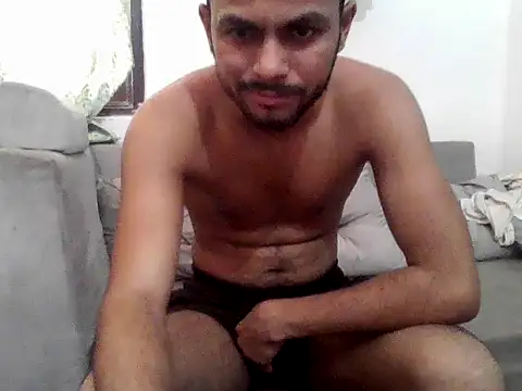 urdreamman online show from April 6, 2026, 2:42 am