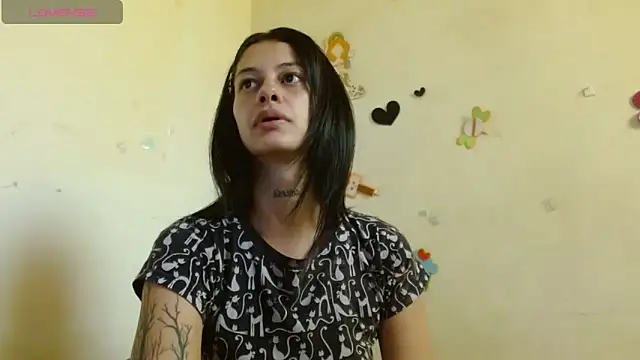 Akasha001 online show from November 22, 2025, 2:16 pm