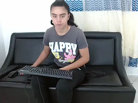 Cristalll 0925 online show from September 8, 2025, 11:37 pm