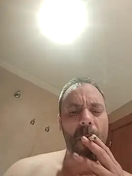 Snapshot of manchego85 chatting on September 18, 2025, 4:58 am manchego85 online show from September 18, 2025, 4:58 am