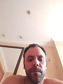 Snapshot of manchego85 chatting on October 22, 2025, 2:06 pm manchego85 online show from October 22, 2025, 2:06 pm