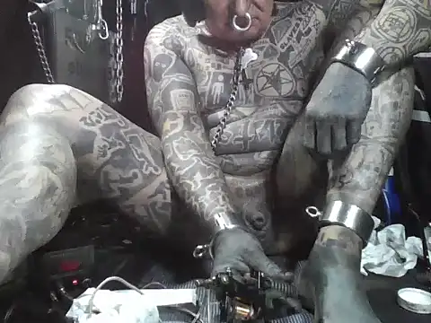 object857 online show from December 17, 2025, 9:54 pm