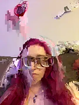 Snapshot of MommaBigTits24 chatting on February 28, 2026, 3:18 am MommaBigTits24 online show from February 28, 2026, 3:18 am