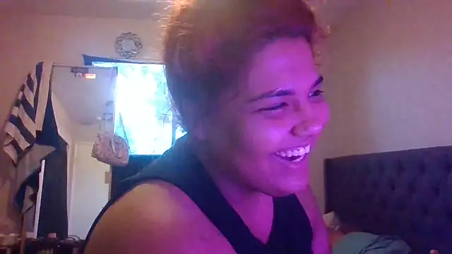 Snapshot of 1n0nlythroat chatting on April 14, 2026, 8:37 pm 1n0nlythroat online show from April 14, 2026, 8:37 pm