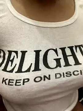 misharani00 online show from September 24, 2025, 12:47 am