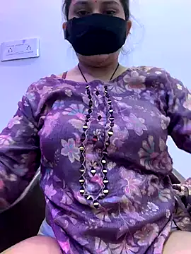 misharani00 online show from September 30, 2025, 1:10 am