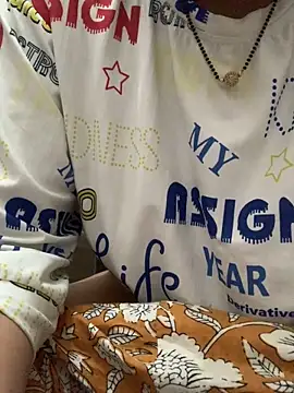 misharani00 online show from October 9, 2025, 2:20 am