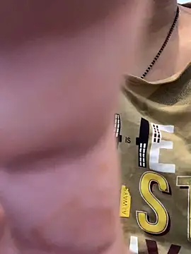 misharani00 online show from October 16, 2025, 12:44 am