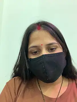 misharani00 online show from October 16, 2025, 12:50 pm