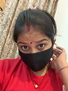 misharani00 online show from October 22, 2025, 1:55 pm