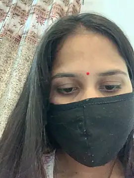 misharani00 online show from October 27, 2025, 10:19 am