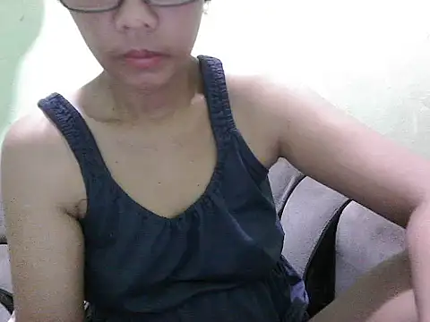 HotLadyPinay32 online show from May 1, 2026, 10:25 pm