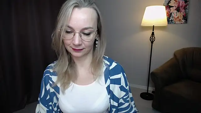 Ava Elior online show from December 5, 2025, 6:11 am