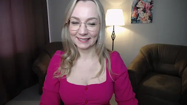 Ava Elior online show from May 5, 2026, 10:12 am