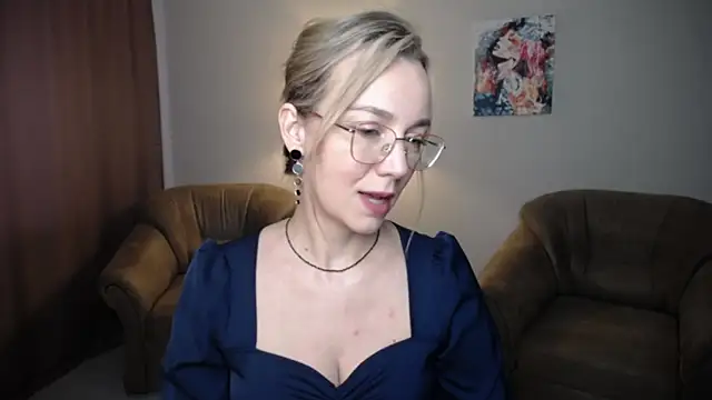 Ava Elior online show from June 17, 2026, 10:50 am