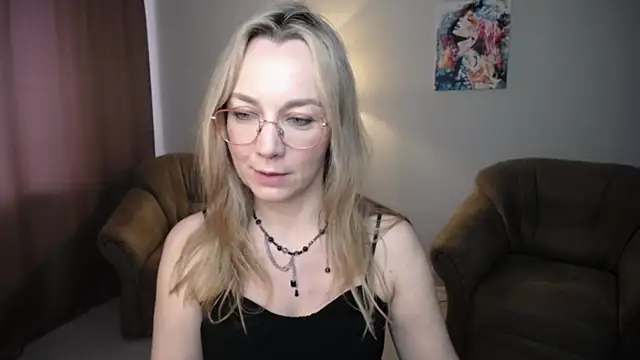 Ava Elior online show from June 21, 2026, 11:46 am