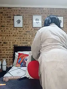 SativaHot96 online show from June 14, 2026, 2:24 am