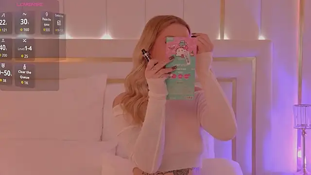 Snapshot of AriellaMelo chatting on September 24, 2025, 5:55 am AriellaMelo online show from September 24, 2025, 5:55 am