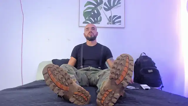 Snapshot of Maximo_Di_Santi chatting on October 17, 2025, 8:00 pm Maximo Di Santi online show from October 17, 2025, 8:00 pm