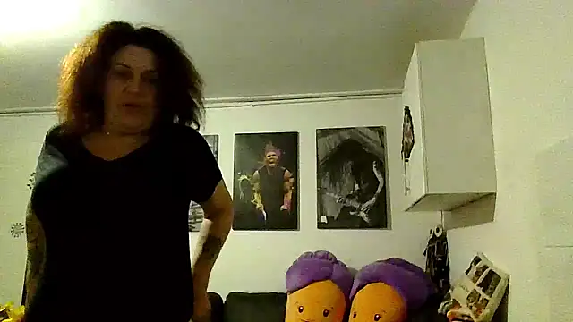 RubyyRosee online show from January 10, 2026, 6:37 am