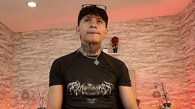 angell thomas online show from February 6, 2026, 3:33 am