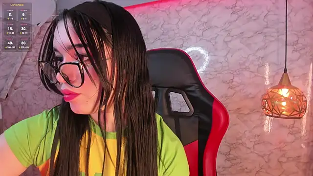 KateLee online show from January 13, 2026, 5:57 am