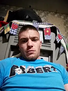 Kisszivacs online show from March 7, 2026, 2:03 pm