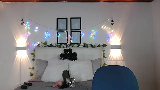 Megan 05  online show from February 23, 2026, 6:38 pm