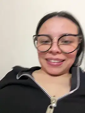 Megan 05  online show from April 26, 2026, 1:53 pm