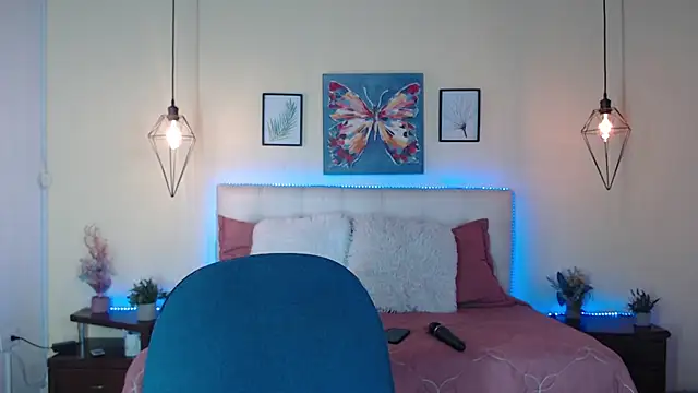 Megan 05  online show from July 16, 2026, 7:31 pm