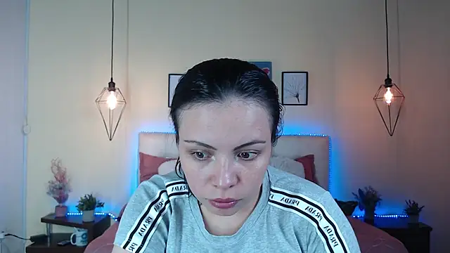 Megan 05  online show from July 20, 2026, 7:16 pm