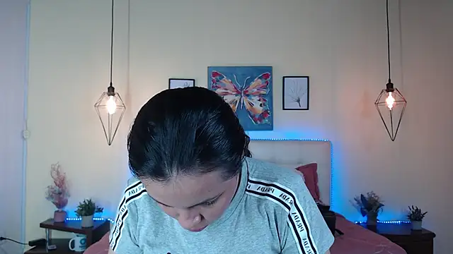 Megan 05  online show from July 21, 2026, 7:27 pm