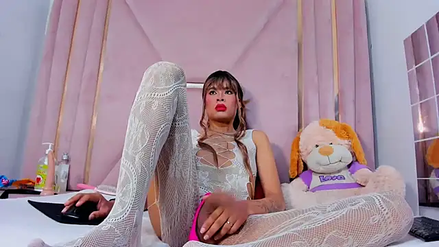 jazmin waked online show from October 18, 2025, 3:09 am