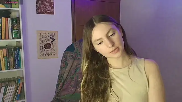 velvet  moon online show from February 23, 2026, 3:15 am